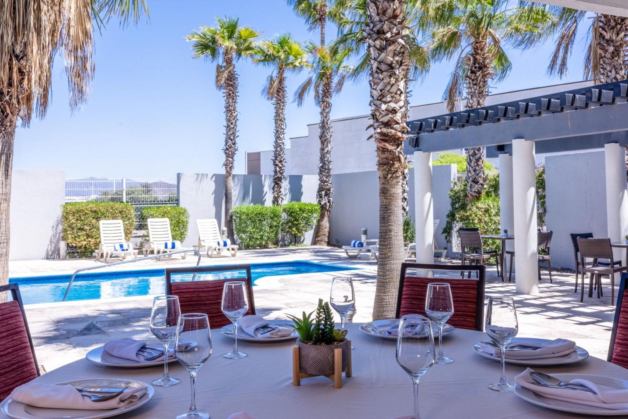 Courtyard By Marriott Hermosillo Buitenkant foto