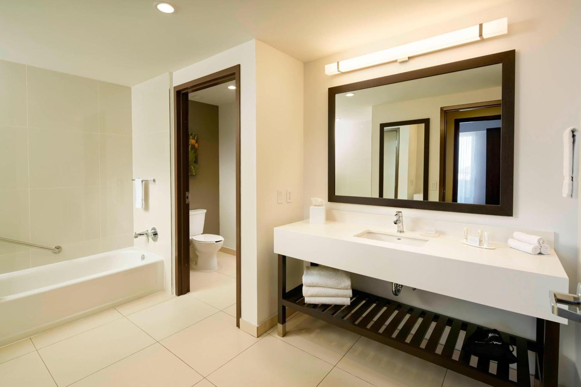 Courtyard By Marriott Hermosillo Buitenkant foto